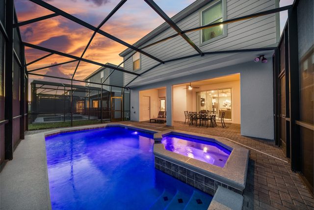 Themed 7BR home w/ heated pool & game room