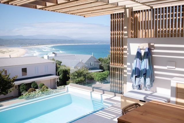 Lookout View - Luxe Villa w/ Pool close to Beach