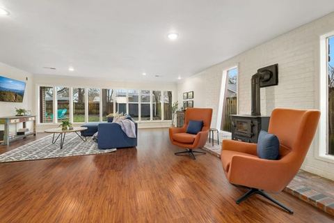 The Traveler - Walkable to DT Bentonville