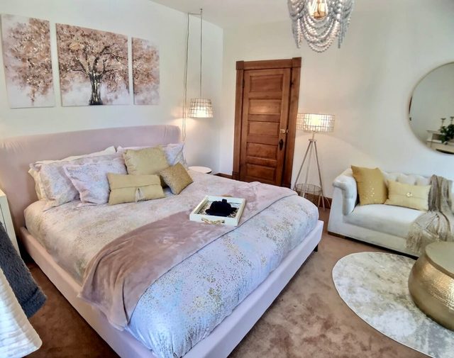 2 Bedroom Suite in Historic B&B, Breakfast Include — Eureka Springs, AR