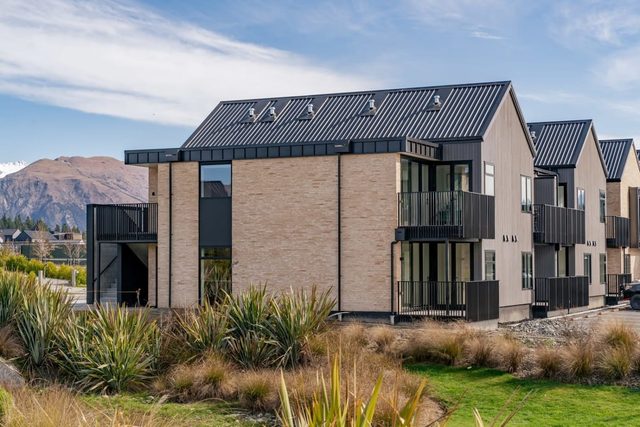 Alps Serenity Retreat - Wanaka