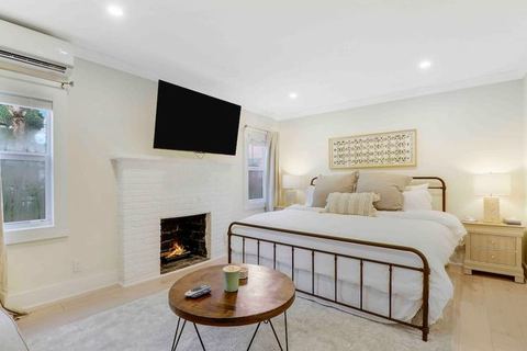 Charming Cottage on Croton #1 — West Palm Beach, FL