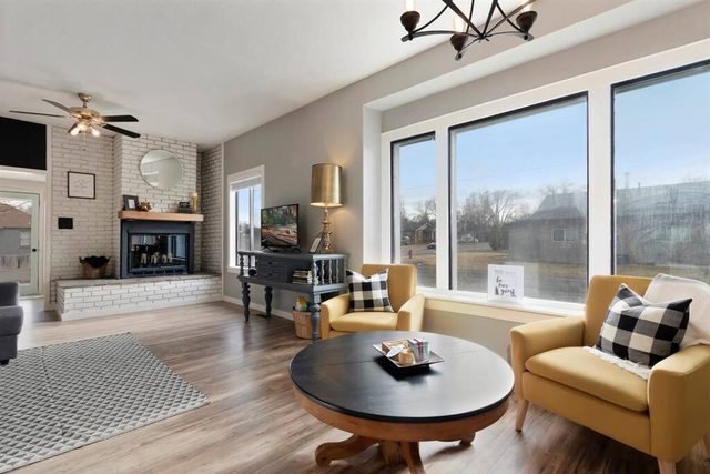 #StayinMyDistrict Twin Falls Bright Sunny Bungalow