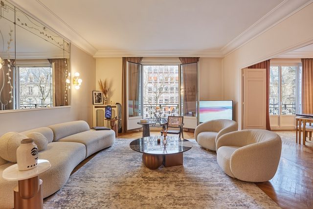 Apartment Arc de Triomphe/ Champs Elysée