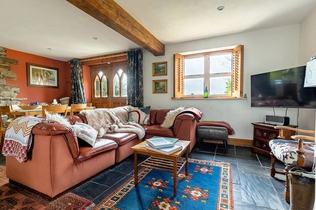 Two bed Cottage with Log Burner & Incredible Views