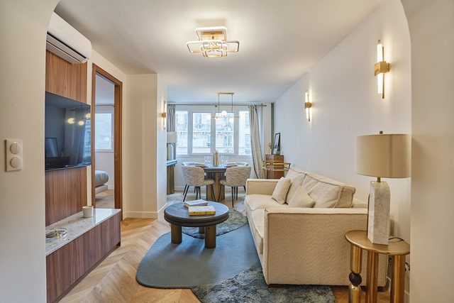 Apartment in the Center of Paris