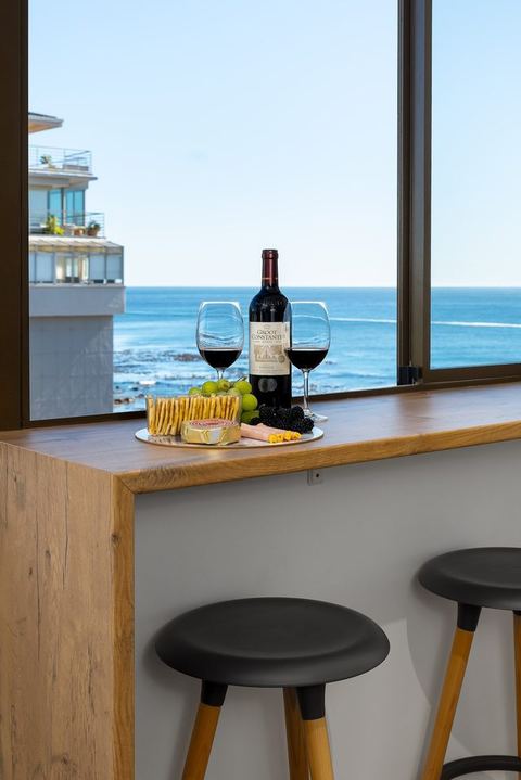 Mouille Point Seaview Apartment