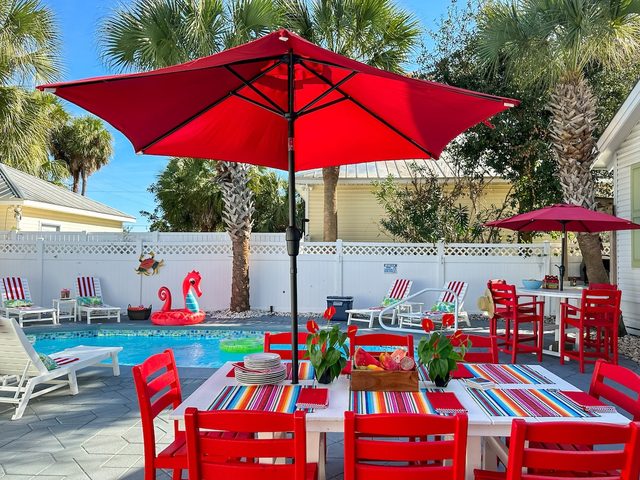SolMate-PoolHeat Deals-Free GolfCart,Bikes,Hot Tub — Destin, FL