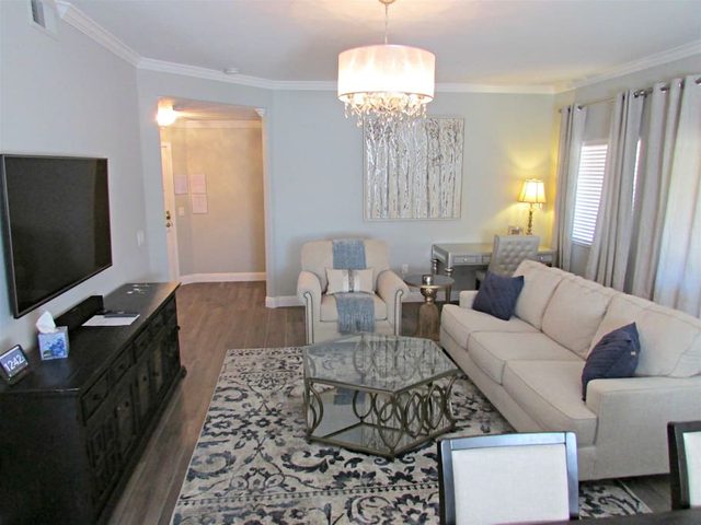 plush gated condo with heated pool, near westworld