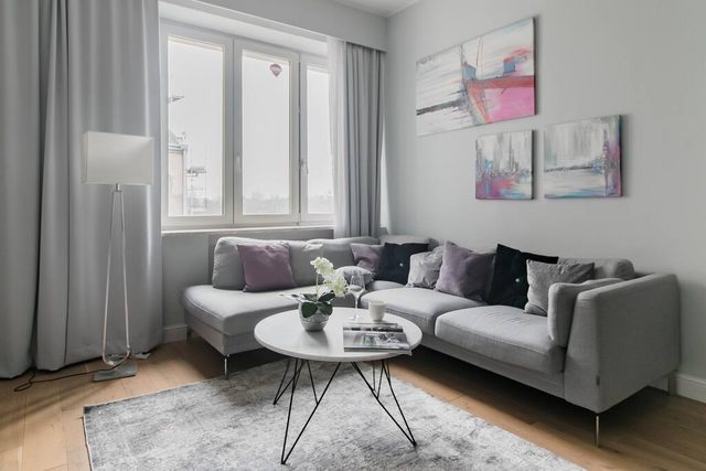 Decadent DeLux Comfort in the Heart of Warsaw