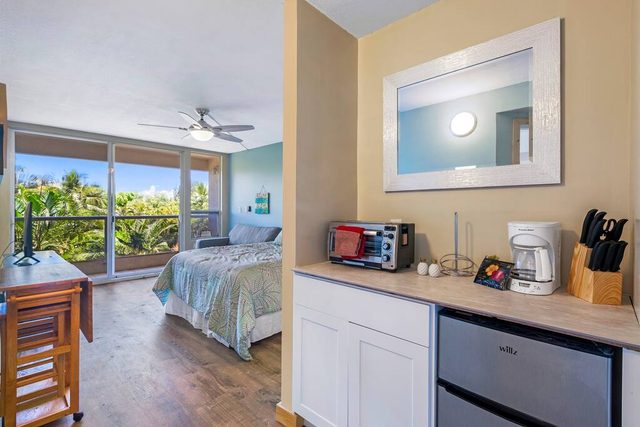 Maui Banyan G-203a Steps to the Ocean! Highly Desirable G Building! Walk to the Beach! — Kihei, HI