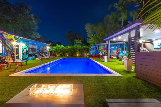 Villa del Mar | Stylish Pool