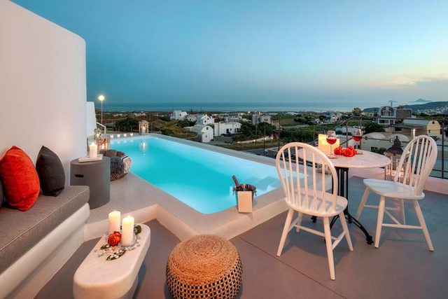Luxury Villa w/ Private Pool in Megalochori — Megalochori, South Aegean
