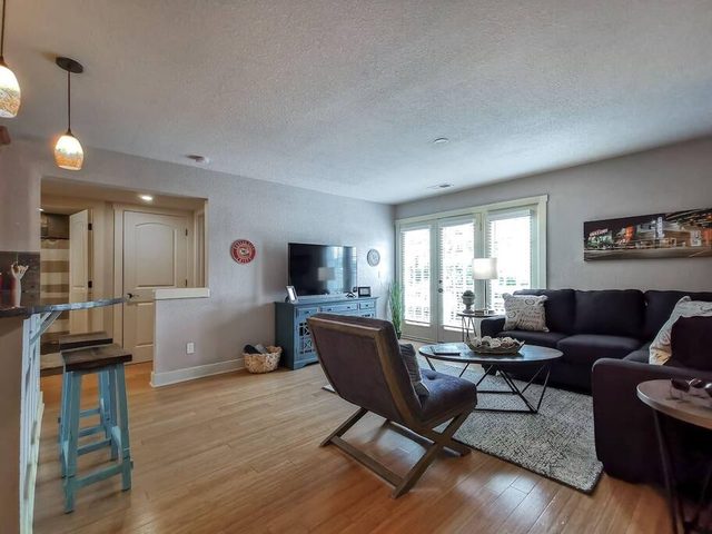 Amazing Locale 2KingBR/1BTH — Kansas City, MO