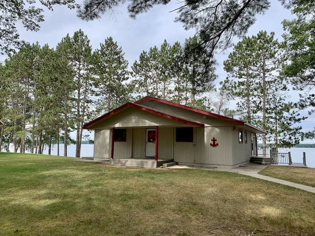 Veeder Lodge | West Twin Lake Retreat — Lewiston, MI