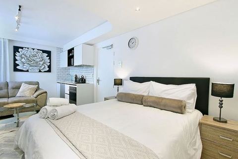 Tuynhuys Apartment in heart of Cape Town CBD — Cape Town, Western Cape