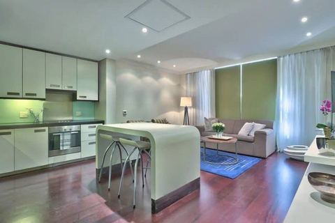 Elegant Apartment with Aircon, Pool & Gym