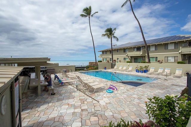 Steps from the beach, Sunset from your balcony! — Kihei, HI