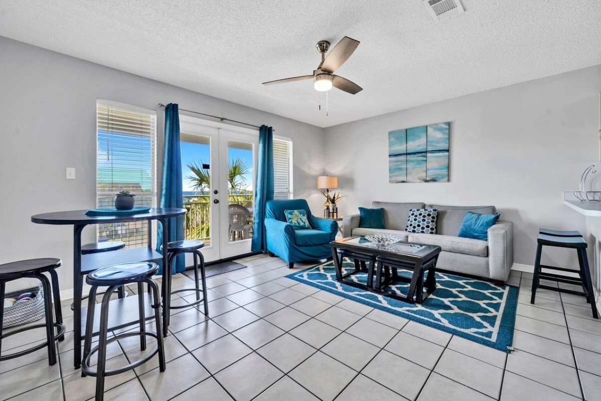 Caribleu Getaway• Hot Tub Heated Pool •Beach View
