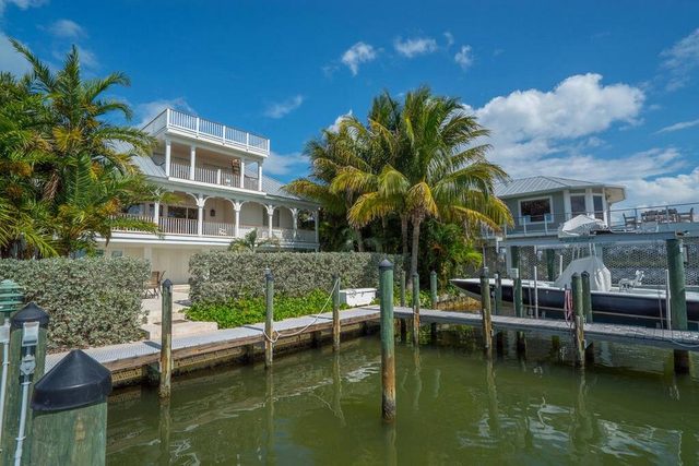 Luxury Retreats at Boca Grande - Boca Bay Watch — Boca Grande, FL