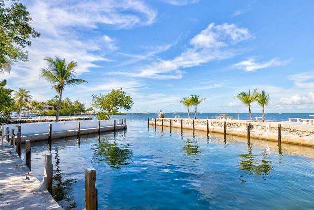 Hidden Gem Duplex in Heart of Islamorada! Sleeps 8 — Islamorada, FL