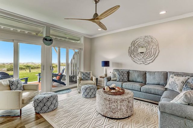 Oceanfront Townhome w/ Pool, Steps to Amelia Beach