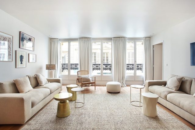 Luxurious and new apartment in the center of Paris