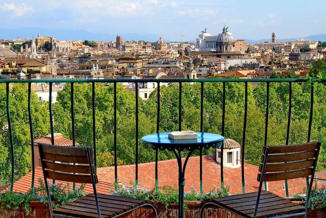 Sant'Onofrio Terrace Apartment by Romeloft