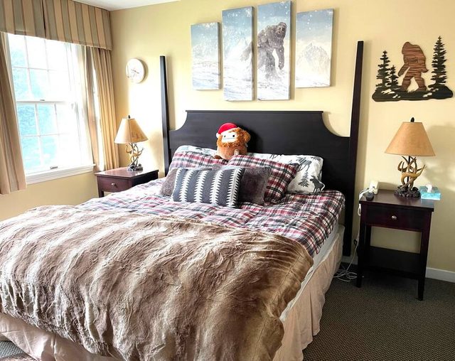 Deluxe Yeti Suite on Jiminy Mtn -1st Flr Sleeps 4 - New Fully Redone Country Inn — Hancock, MA