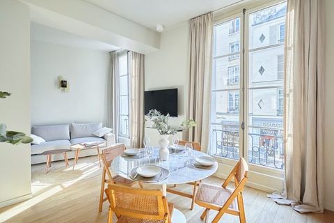 Sublim et new apartment Place des Vosges
