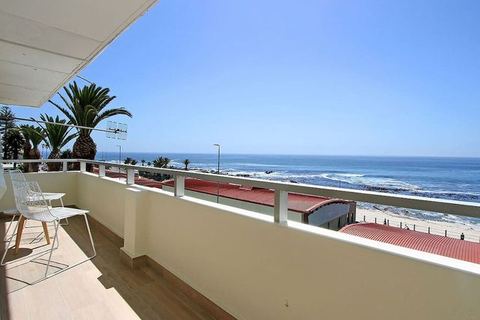 Beach Road Apartment in Sea Point with Sea Views