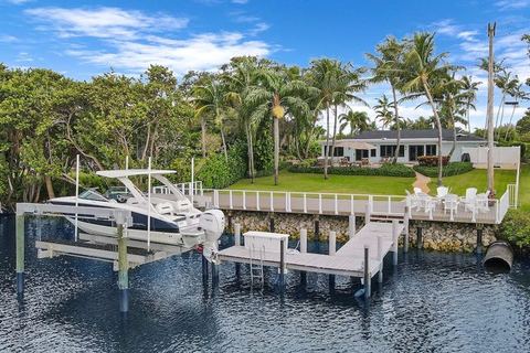 Waterfront! Boat Dock and Guesthouse — North Palm Beach, FL