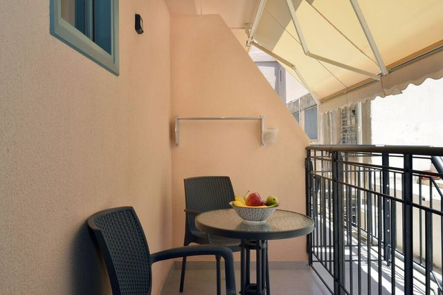 Amara Porto Living | Studio