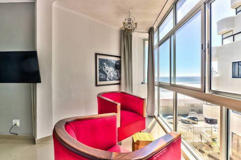 Studio apartment on Beach rd with sea view.