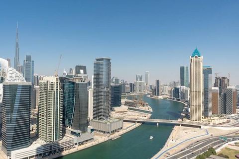 Amna Tower I Business Bay I Skyline Views — Business Bay, Dubai