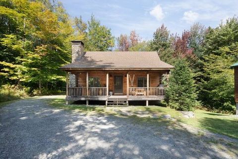 The Stratton Cabin | Close to Stratton & Mt Snow!