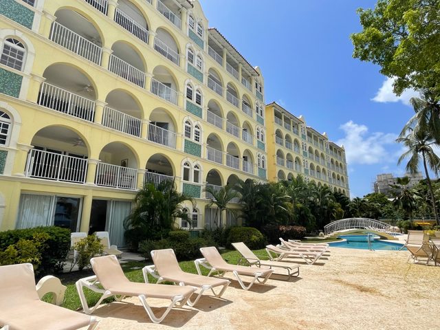 2-Bed Condo with Stunning Sea Views