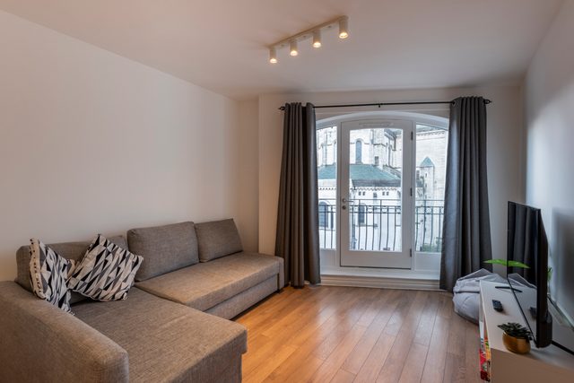 Cathedral Views 2BR | Central Belfast | Sleeps 6