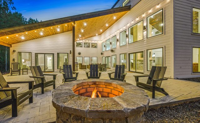 Sunshine Lodge