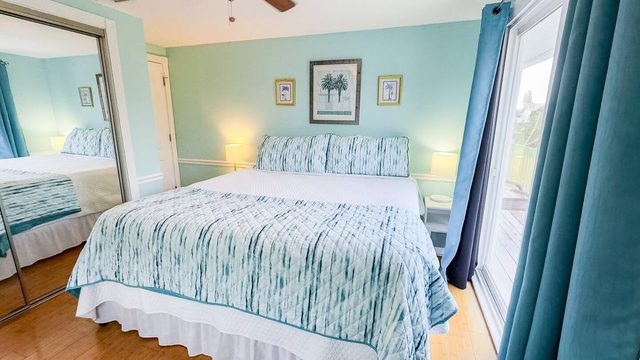 Ohana Hale North A 2BR | 2.5 Blocks to Beach  AMI