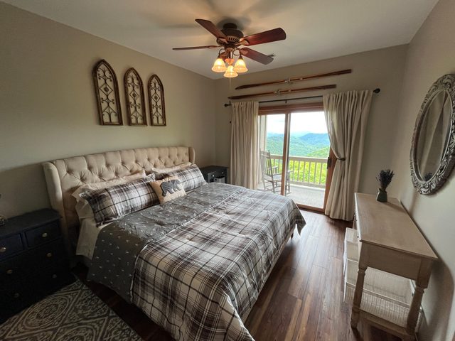 Wolf Laurel Condo with Breathtaking Views! 