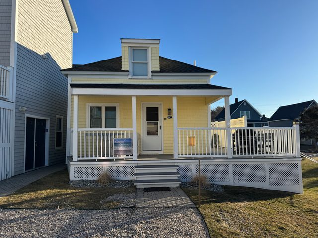 Amazing Waterview cottage at the Short Sands Beach