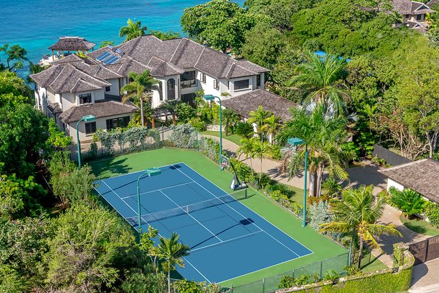 Makana 7-Beachfront, Luxury, Butler, Chef, Tennis, Gym, Sea Kayaks