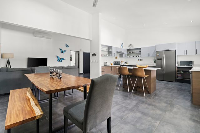 Paradizio 303 Condo | Walk to Beach & Main Street