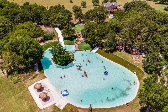 Retreat Oak Leaf | A Retreat DFW Experience