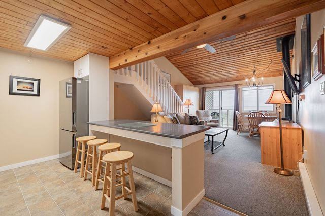 218 Upper Beach View Suite, Shorewater Resort