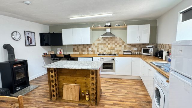 Hisa Luciano for 5 near Bovec