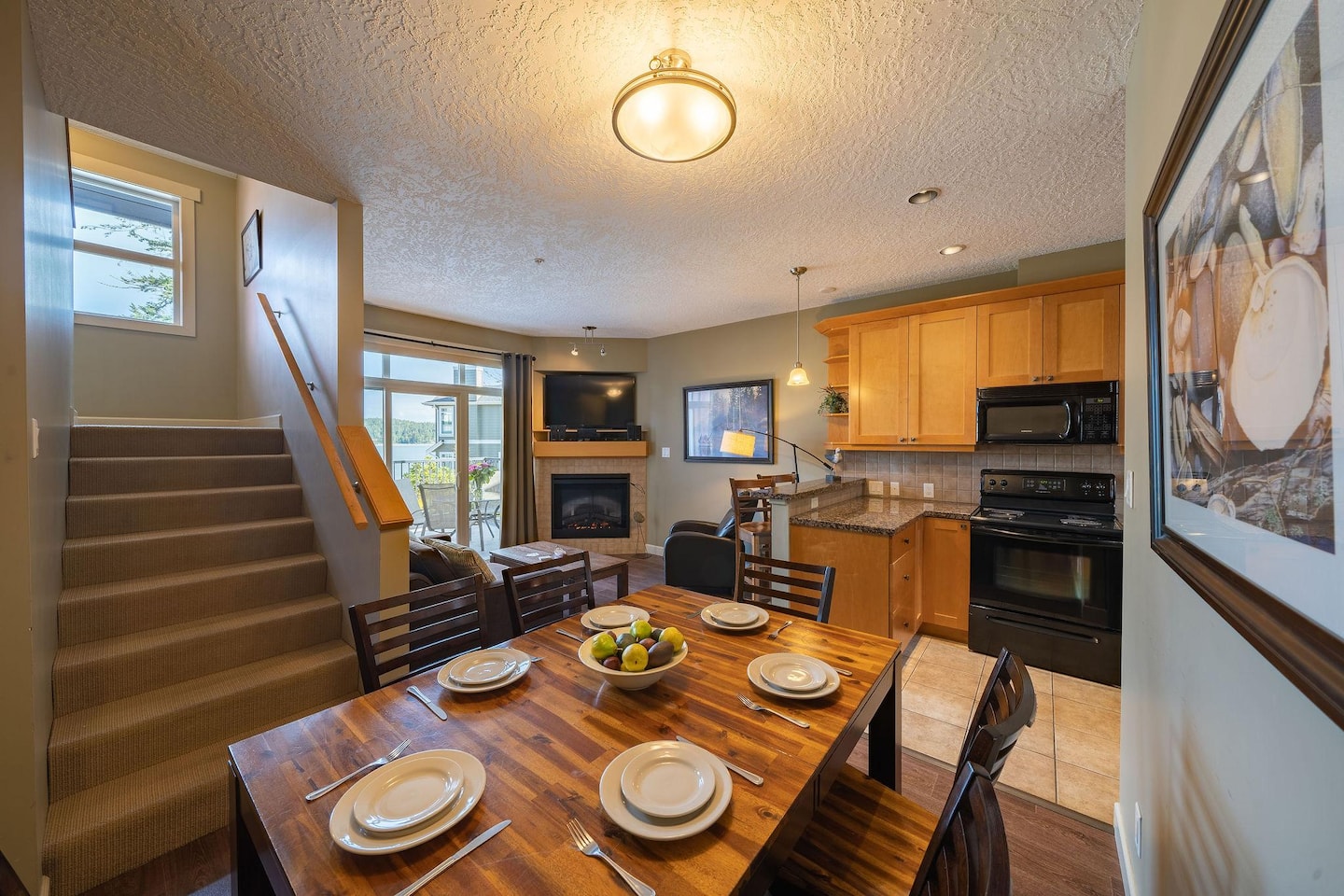 Sooke 2 Bedroom Townhouse, Ocean View
