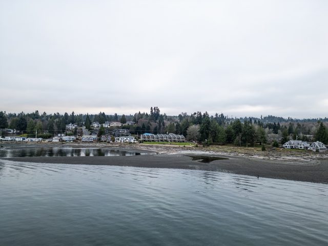 201 Lower Garden View Suite, Shorewater Resort — Qualicum Beach, British Columbia