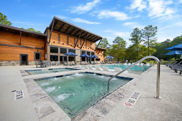 Copper Leaf Lodge